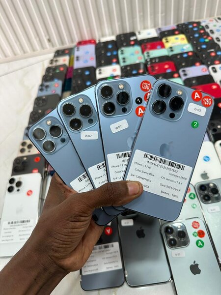 13pro casi neuf 128gb authentique