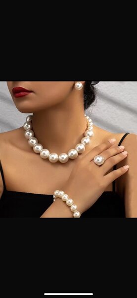 Pearl set