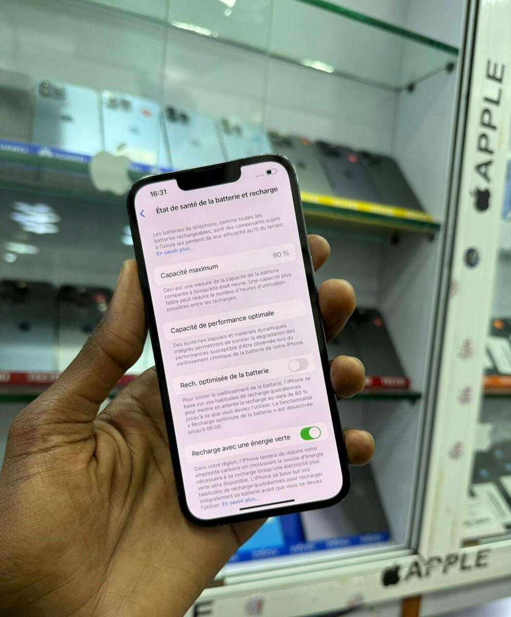 13 pro 128go Casi retour