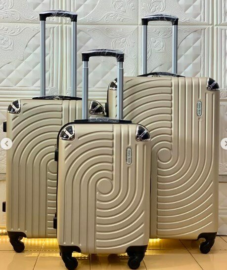 Set of 3 suitcases gold