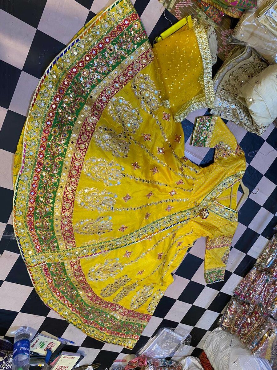 Big flyer maxiy 2pc (customized ke opention available hy)