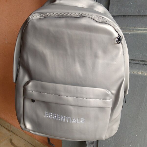 Sac à dos Essentials élégant