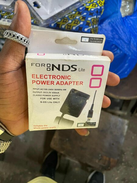 Chargeur pour Nintendo DS Lite