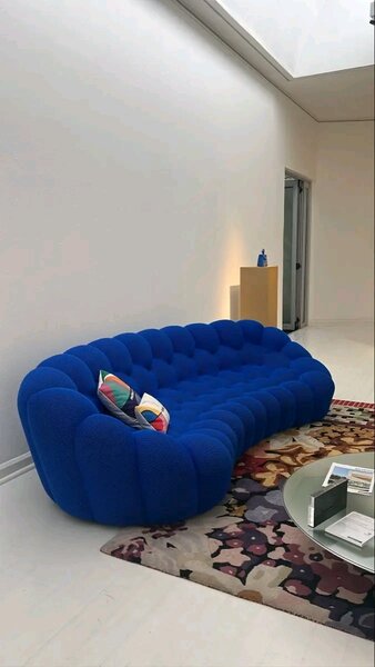 Canapé moderne en velours bleu