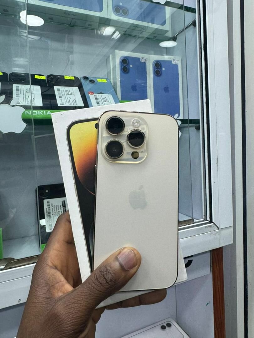 14 pro 128Go tout passe