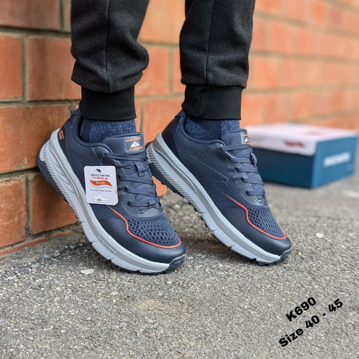 Skechers Hyper Burst Arch Fit