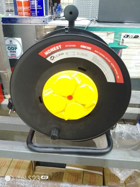 Enrouleur de câble électrique