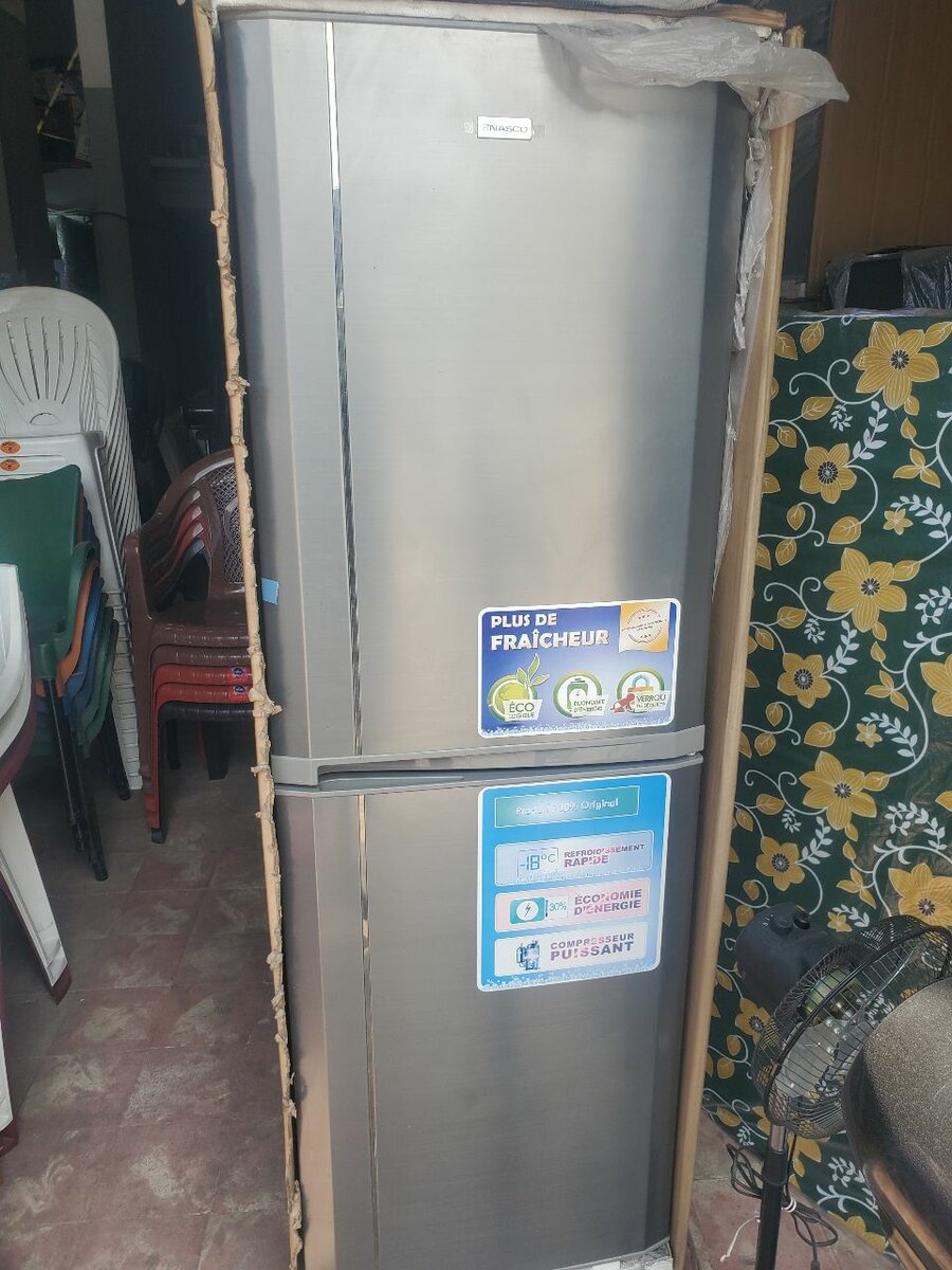Réfrigérateur combiné NASCO