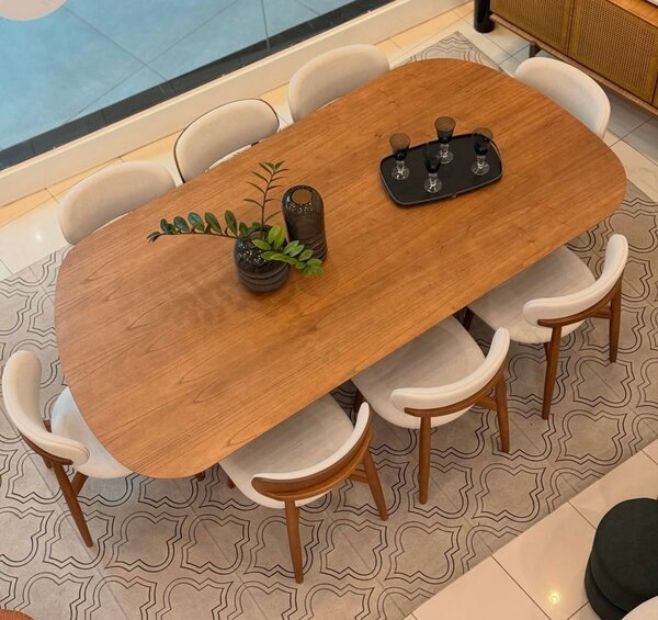 Table à manger en bois moderne