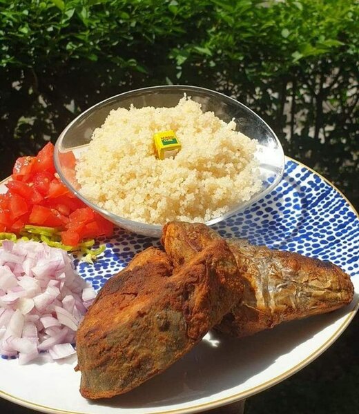 Assiette de poisson et couscous