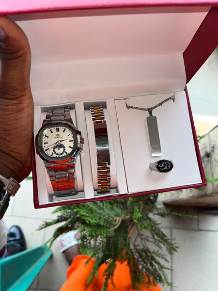 Ensemble montre et bijoux pour homme