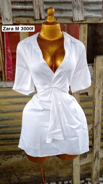 Robe chic en coton blanc