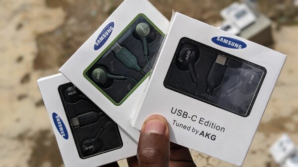 Samsung AKG headsets