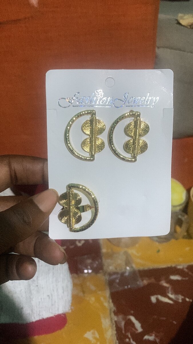 Boucles d'oreilles tendance