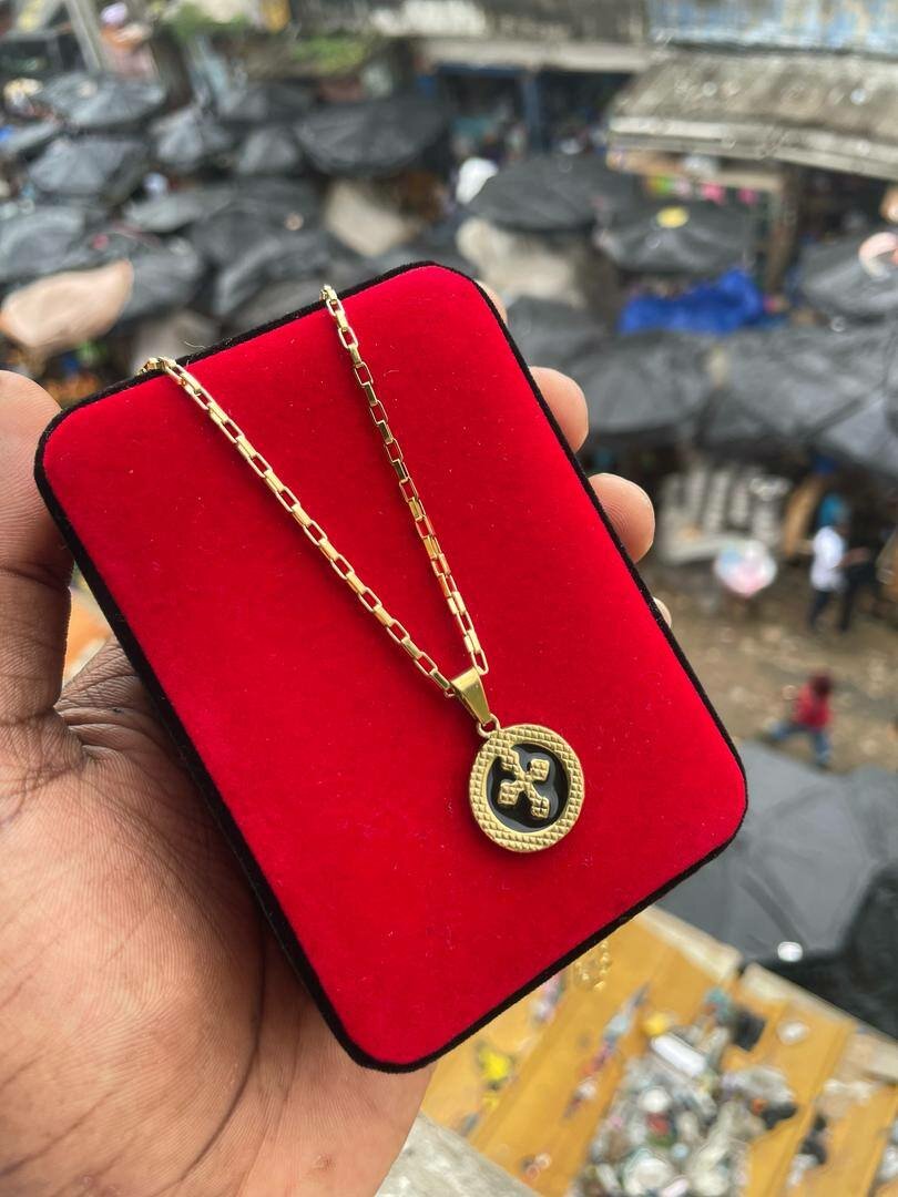 Chaine de luxe plaqué