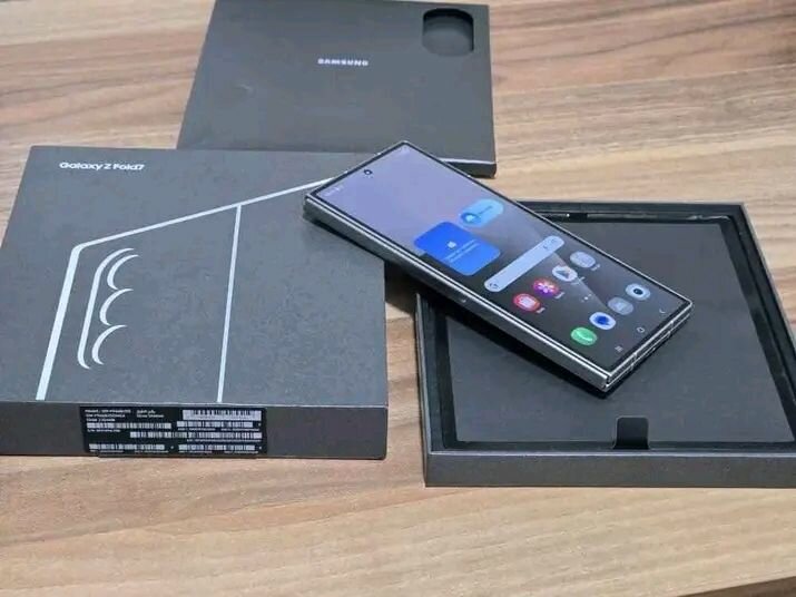 Samsung Galaxy Z Fold Smartphone