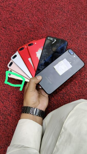 I phone 7+. 128 gb
