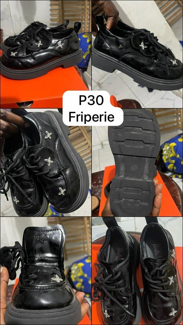 Ballerines en cuir noir