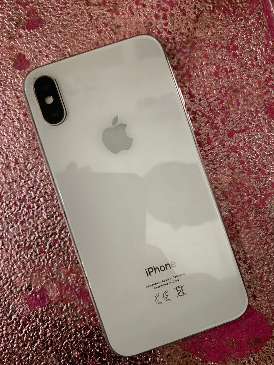 iPhone X sans id très propre prix: 57.000f