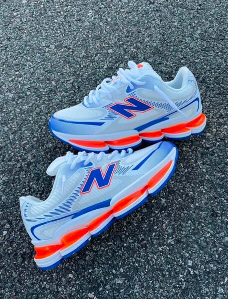 New balance 2000