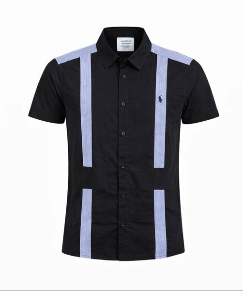 Chemise noire bandes