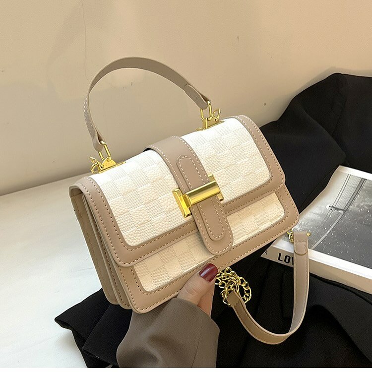 Stylish and fashionable women's bag