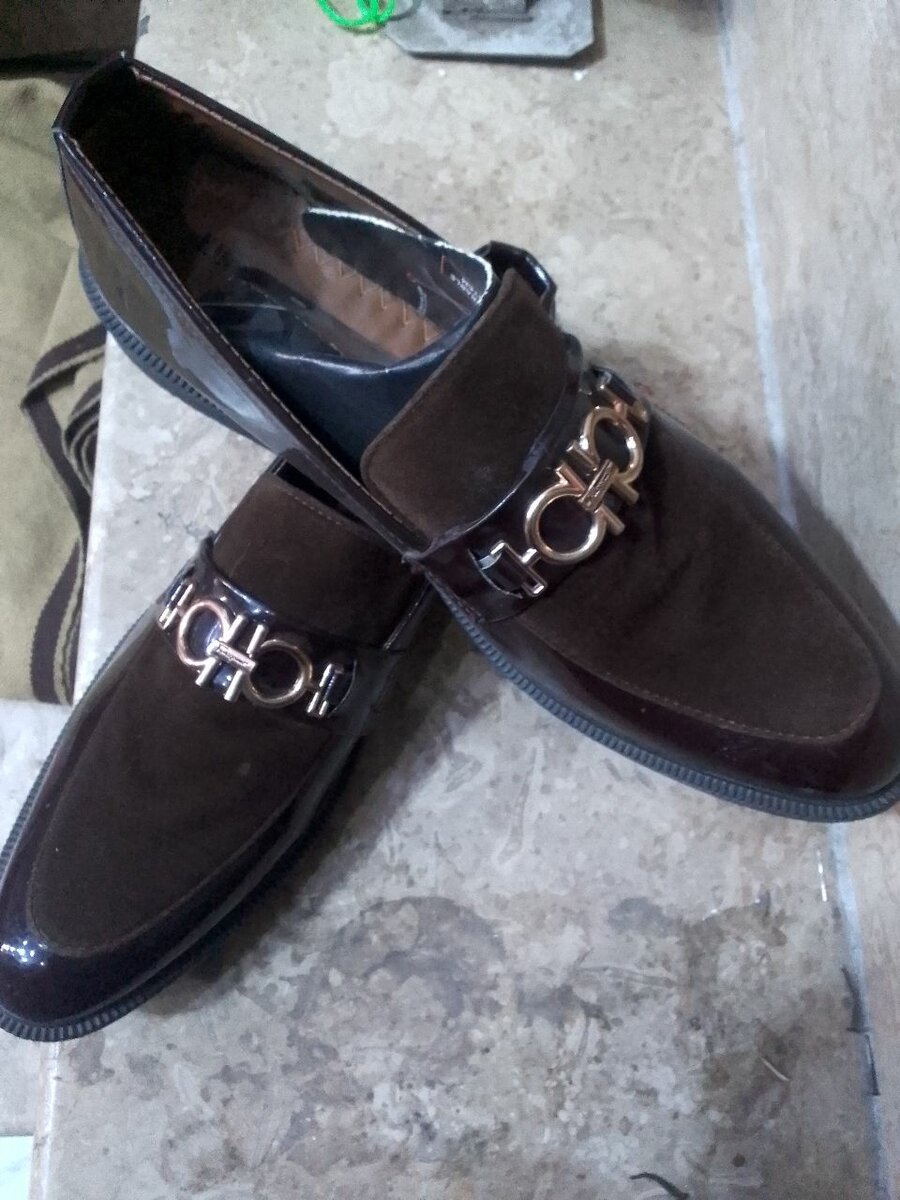 Mens shoes