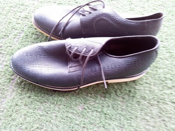 Dress shoe
