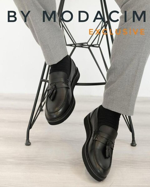 Belles paires de mocassins pour hommes