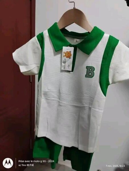 Ensemble polo bébé élégant