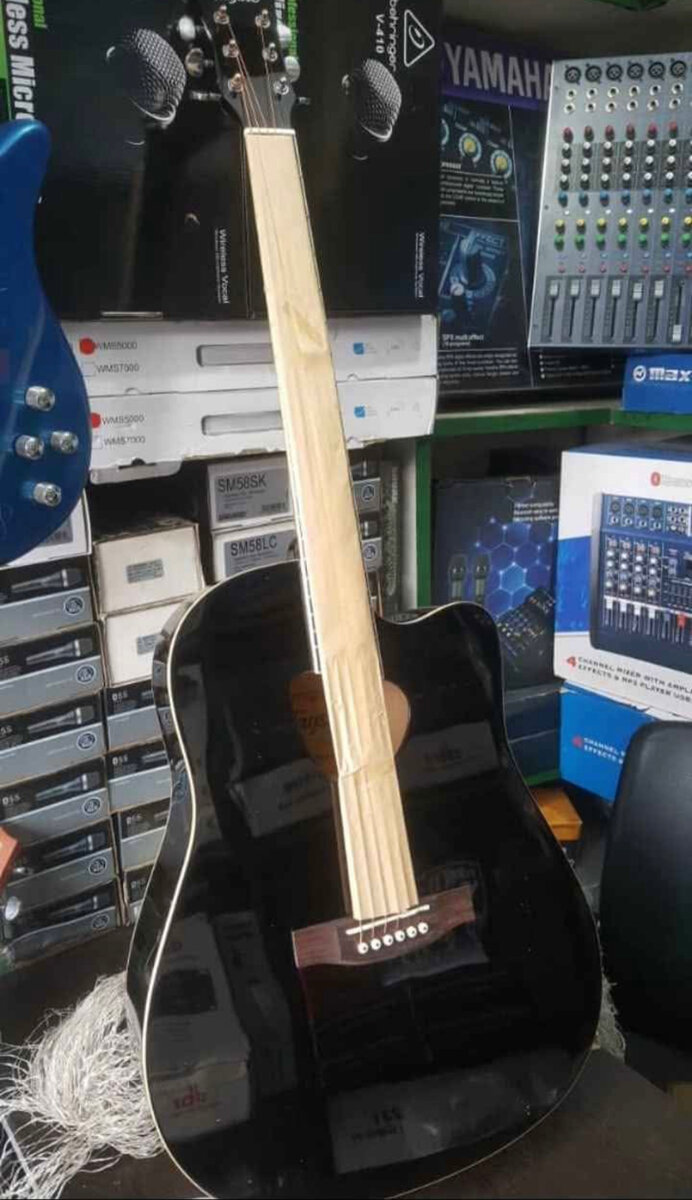 Guitare acoustique élégante