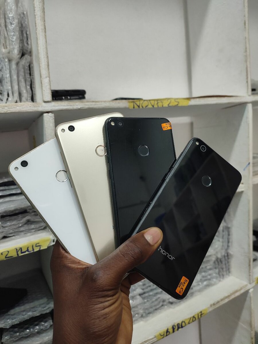 HONOR 8 LITE