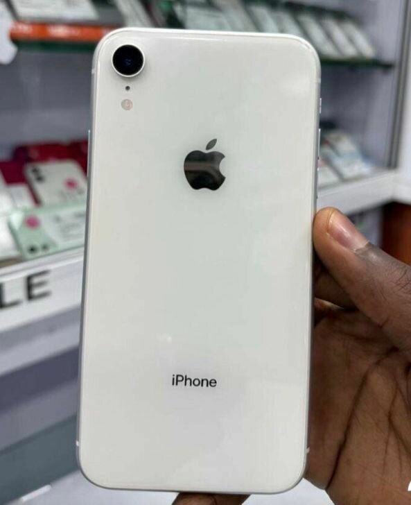 iPhone XR Blanc 64 Go Débloqué