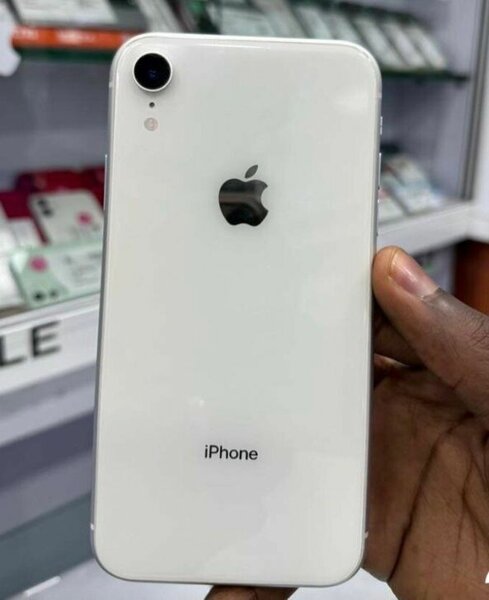 iPhone XR Blanc 64 Go Débloqué