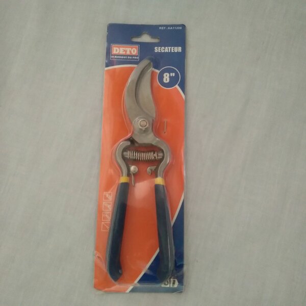 Cisaille fleuriste deto