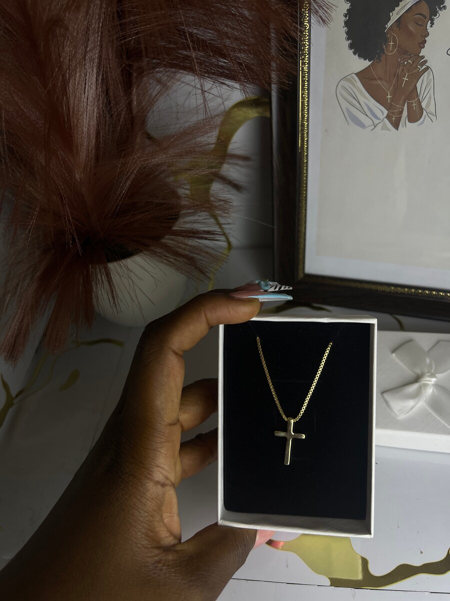 Collier Pendentif Croix Doré