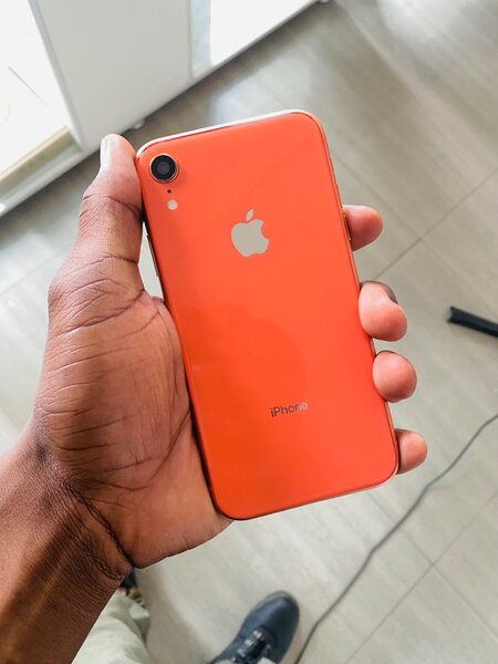 iPhone XR 64gb