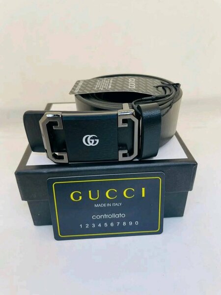 Ceinture Gucci en cuir noir élégante