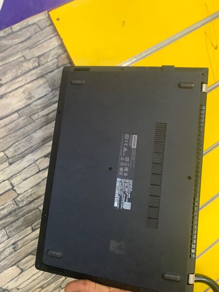 Lenovo 80MX