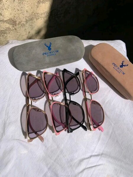 Colormatic and anti-blue light glasses