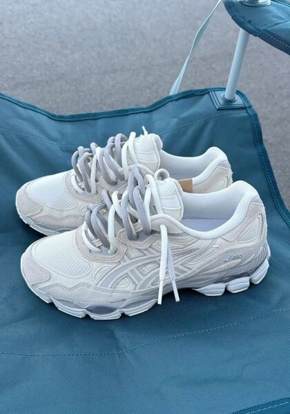 Baskets blanches confortables