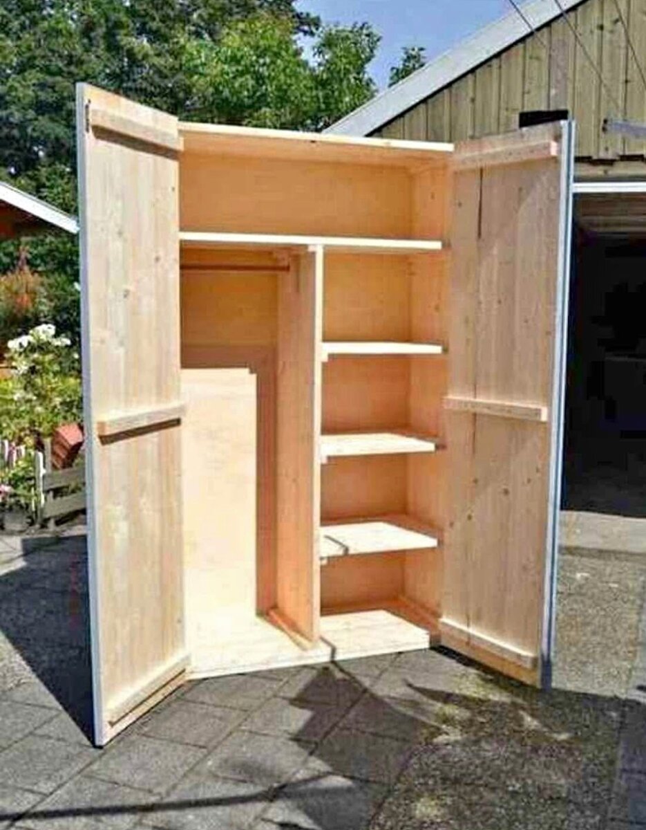 Armoire en bois multifonction