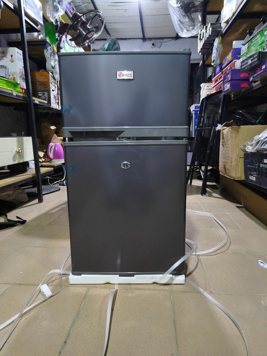 Réfrigérateur compact 80L