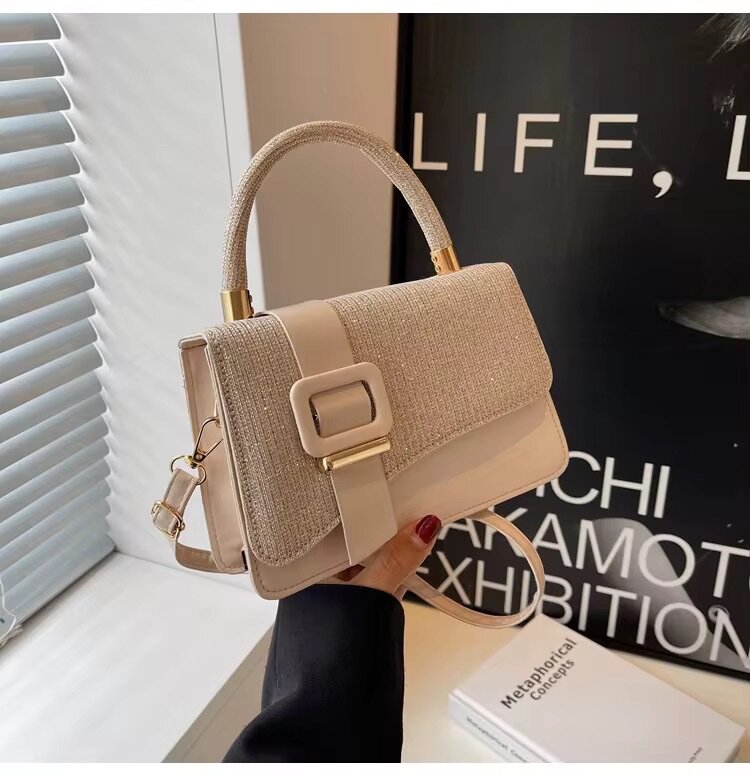 Sac à mains de soirée luxe et class