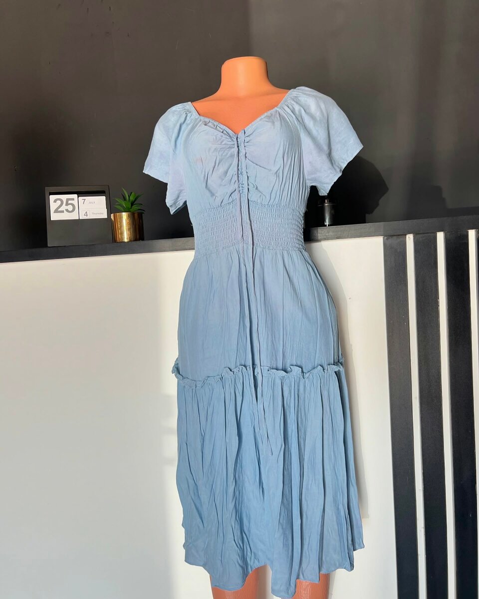  women's beautiful dress 