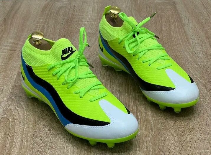 Chaussures de football Nike