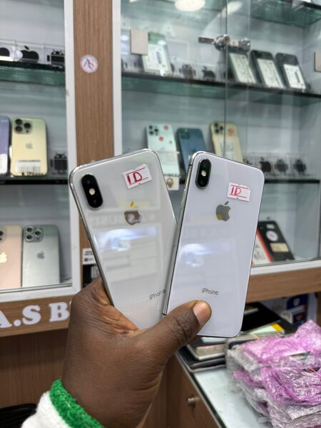 iPhone X sans ID 64Go