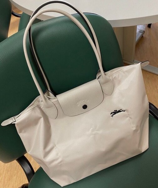 Sac à bandoulière élégant