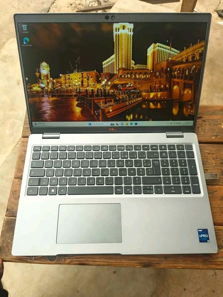 Ordinateur Portable Dell