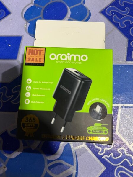 Chargeur oraimo 365 jours en stock